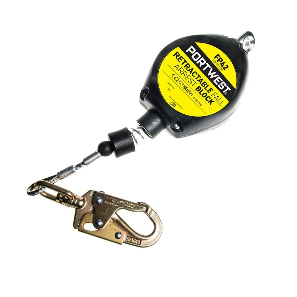 FP42 - 6M Retractable Fall Arrest Block - 2.webp